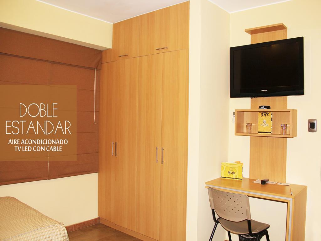 Hotel Mochiks Чиклайо Экстерьер фото